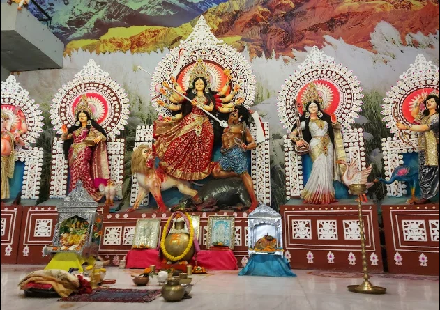 Dhakeshwari National Temple complex